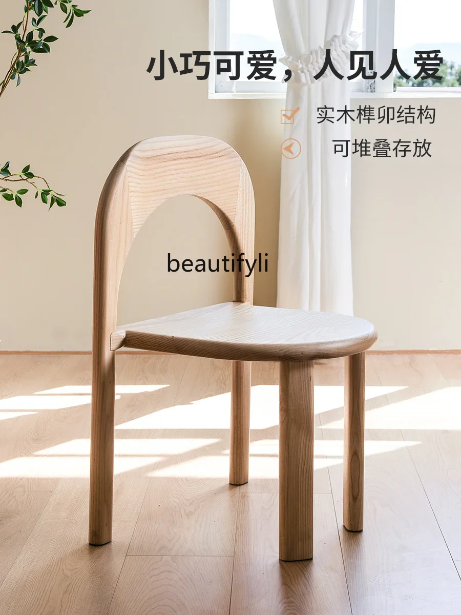 07 เก้าอี้ไม้เนื้อแข็งวางซ้อนกันได้เรียบง่ายทันสมัยเก้าอี้เข้าสู่ระบบร้านกาแฟ B & B โต๊ะรับประทานอาหารและเก้าอี้พักผ่อน
