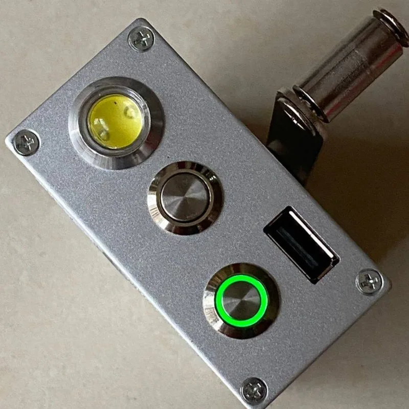 Portable DIY Hand-Cranked Generator Three-Phase Brushless Generator Full Aluminum Alloy Body 20F*3 Capacitor USB Output 5V 1A