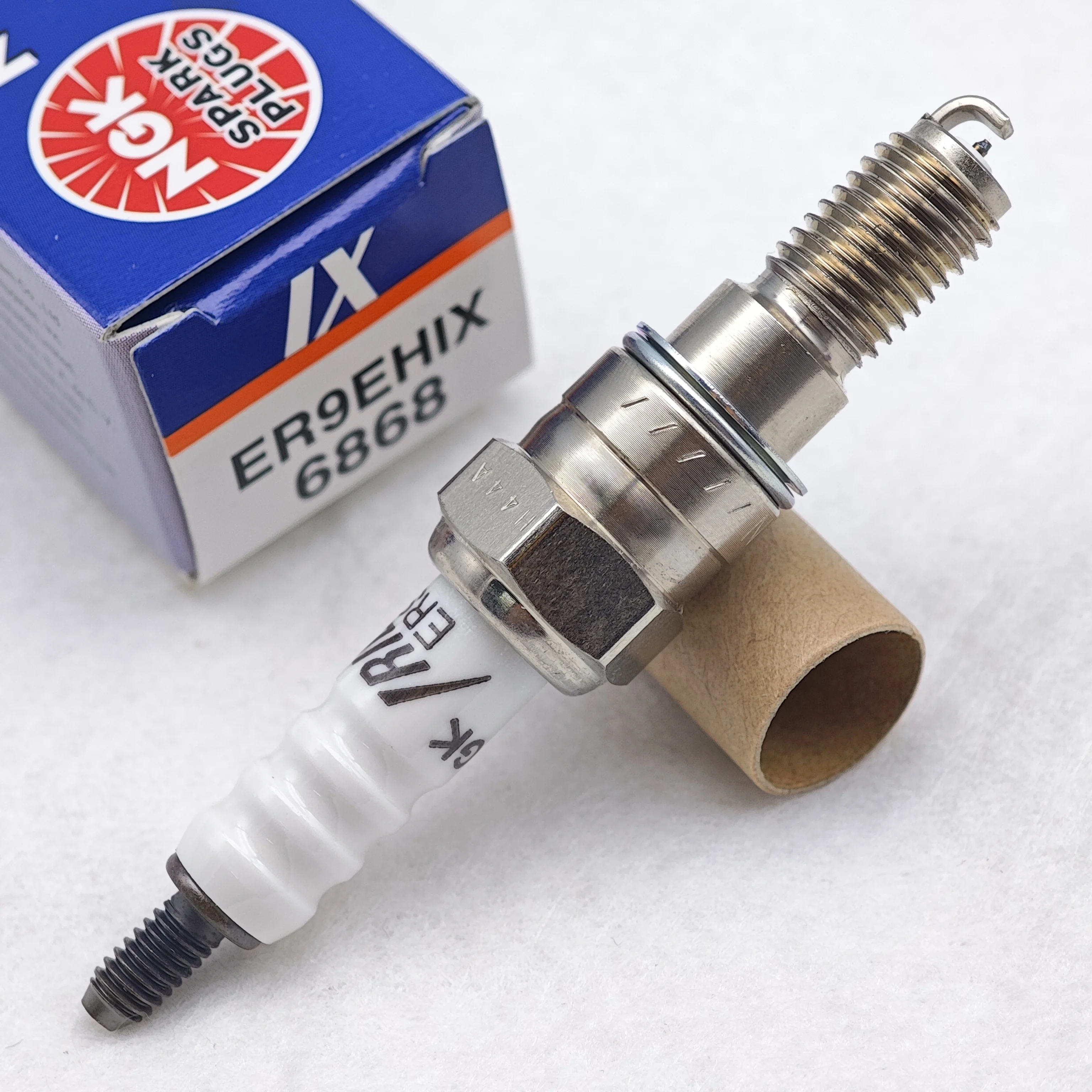 2pcs Original NGK Iridium Spark Plug ER9EHIX 6868 Suitable For VFR400 RVF400 V30 V35