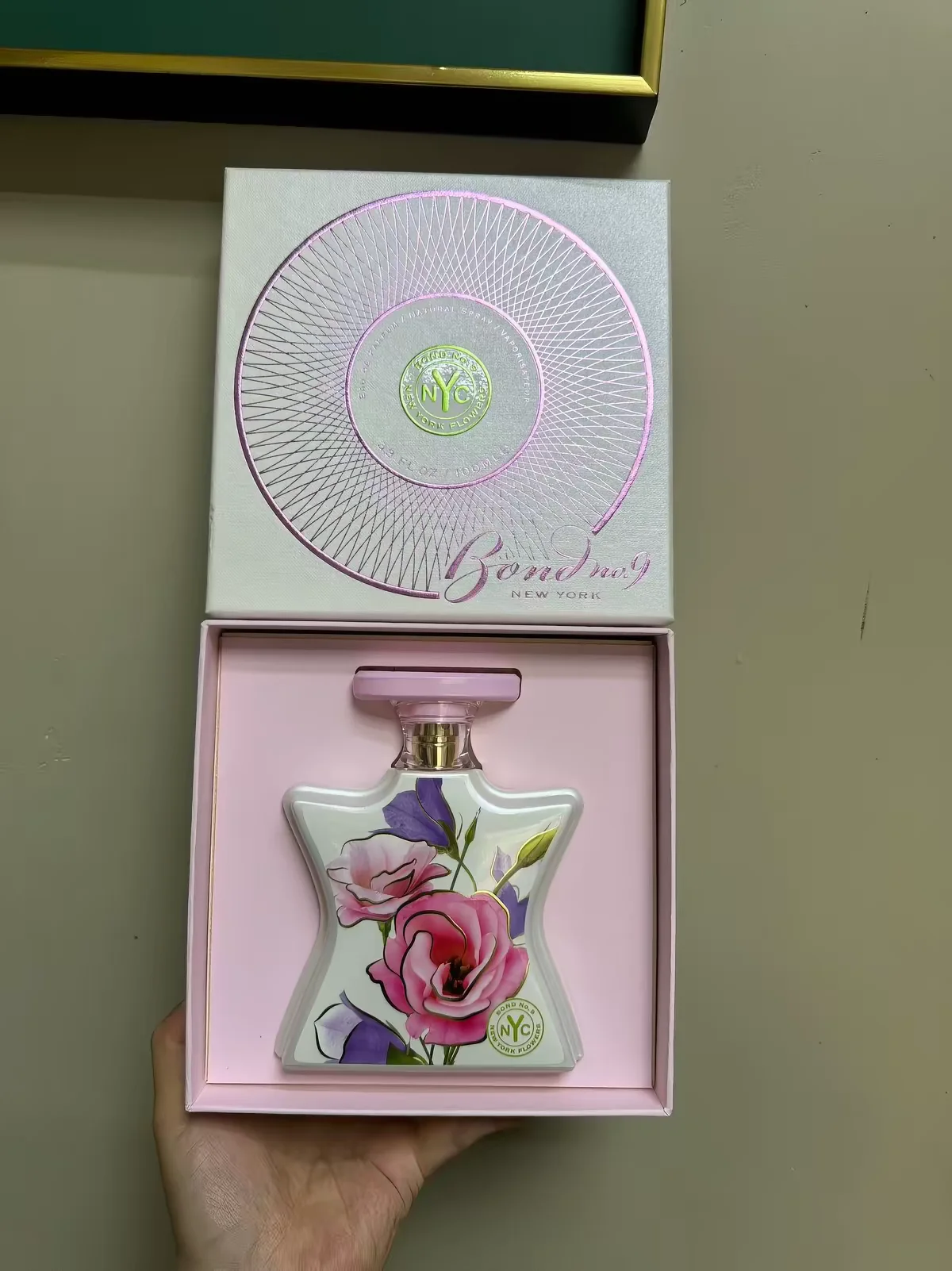 Bond No.9 New York Flowers Par - Luxury Gift Set incelemesi ve fiyatı