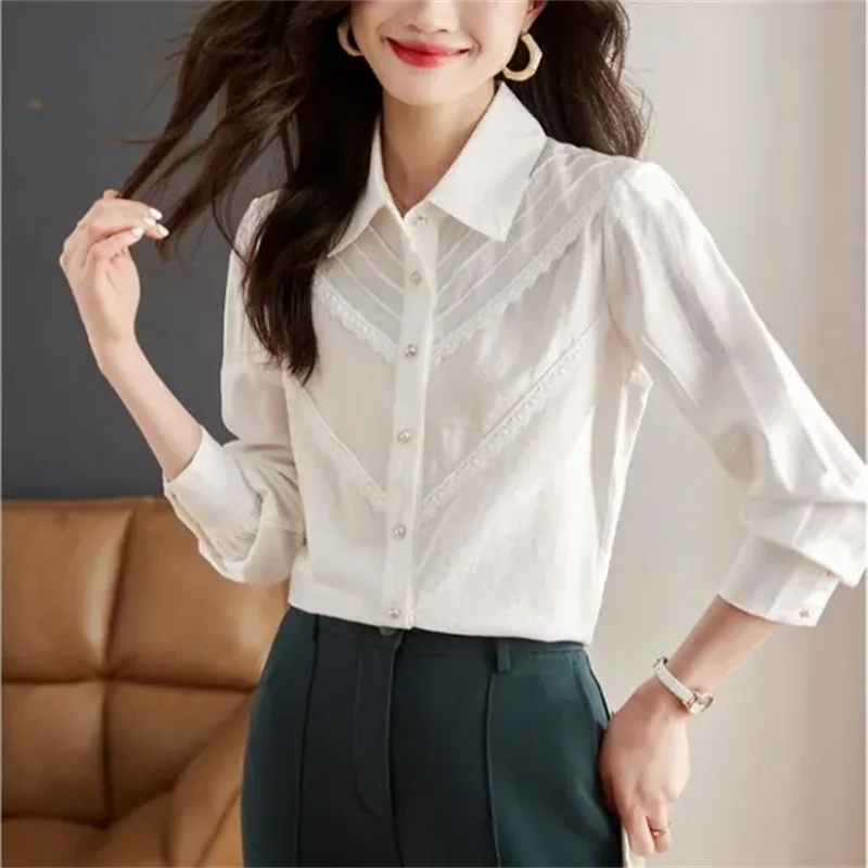 

Блузка женская кружевная с длинным рукавом и воротником-поло