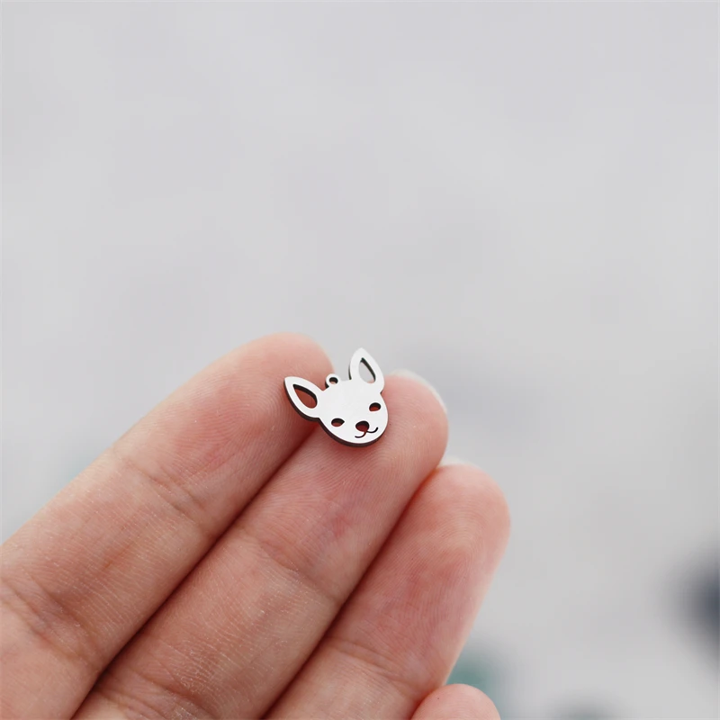 3pcs/lot Stainless Steel Tiny Chihuahua Animal Dog Pendant for DIY Necklace Bracelets Earrings Jewelry Making Charm Fingdings