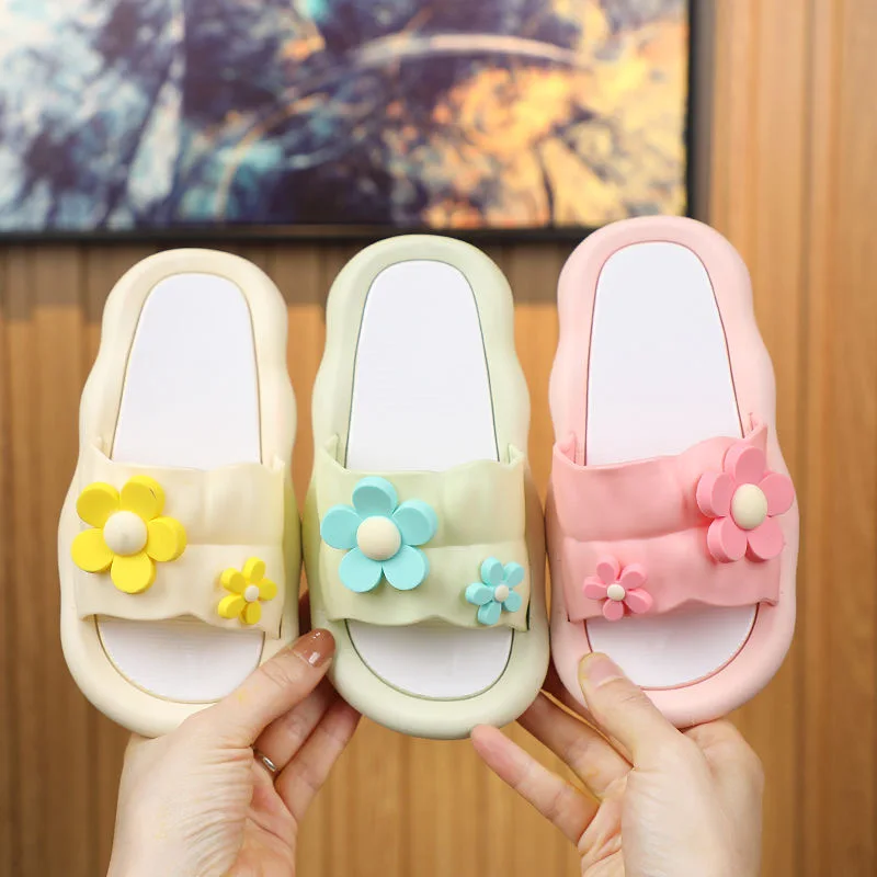 Children's slippers summer new girls soft sole anti-slip children small fresh home indoor girl baby slippers