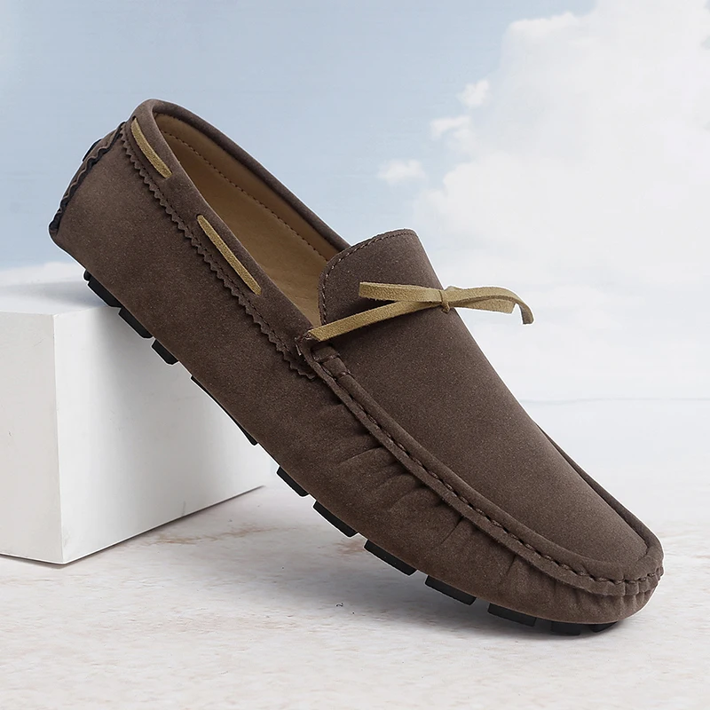 

MAEDEF Mens Loafers Soft Loafers for Men Breathable Lightweight Non Slip Comfortable Walking Shoes Casual Slip On Shoes 2025