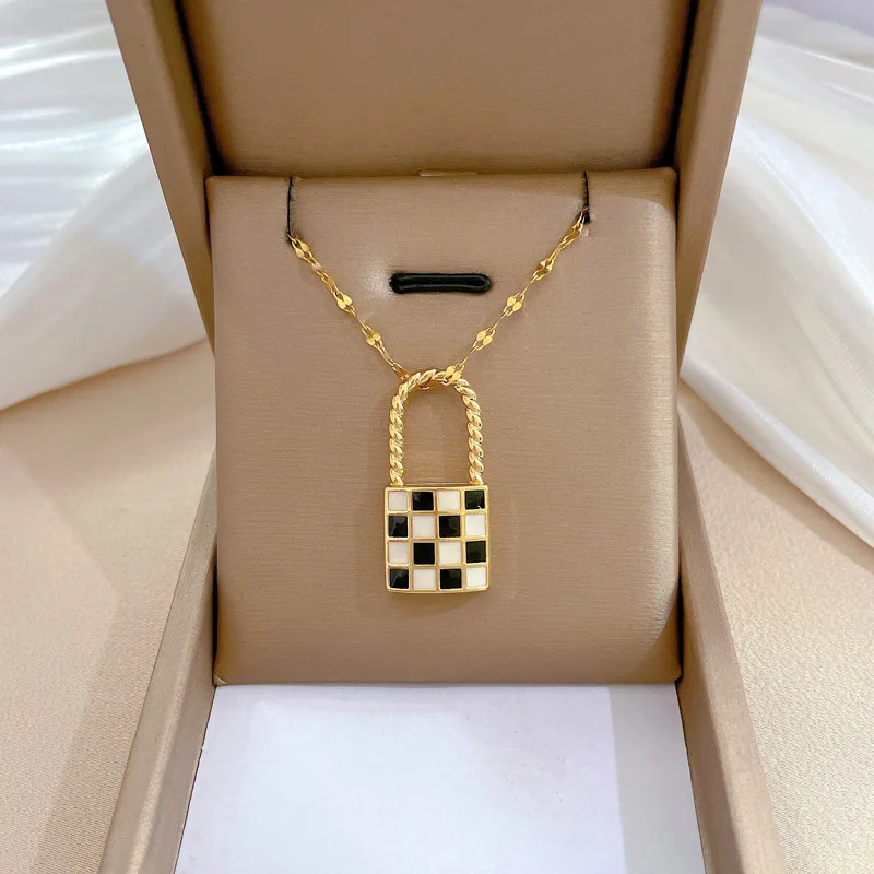 Stainless Steel Gold Color Vintage Black White Check Pendant Necklace for Women Girls Lovely Jewelry Accessories Gifts for Lover