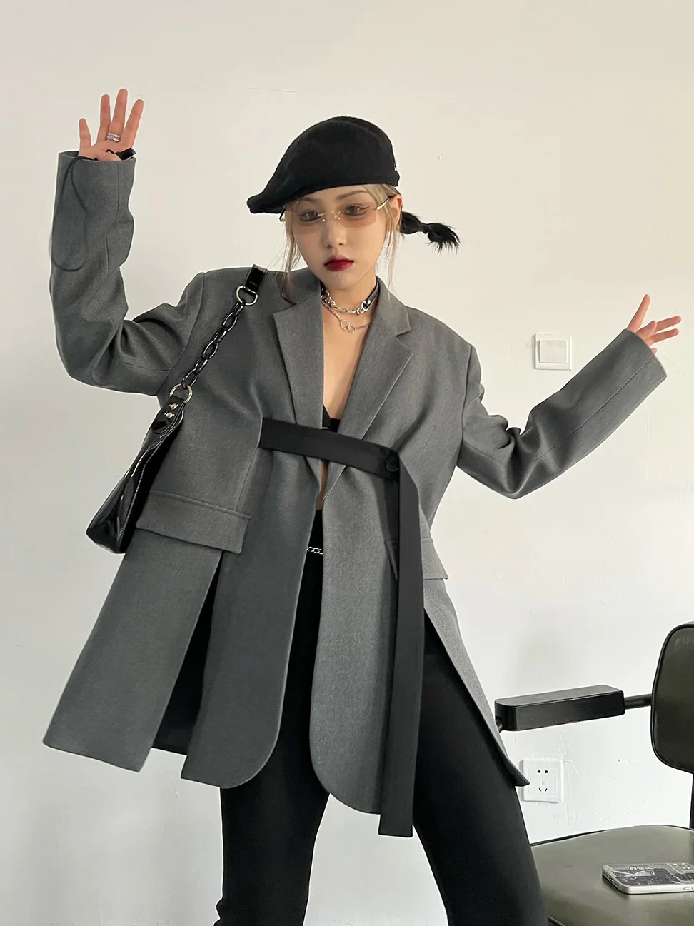 Women Gray Ribbon Slit Big Size Blazer New Lapel Long Sleeve Loose Fit Jacket Fashion Tide Spring Autumn 2024 Street Style