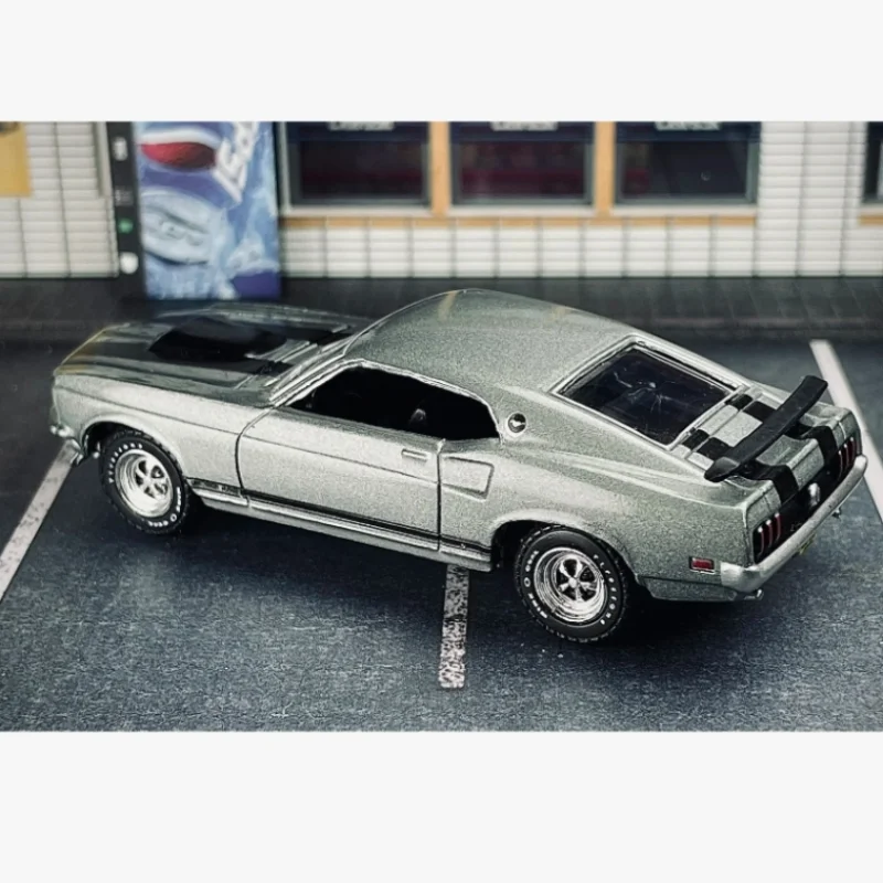 

Green Light 1:64 1969 JOHN WICK Ford Mustang BOSS 429 in stock. Toy Car Model Childrens Gift.