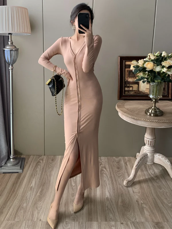 

Ретро-платье с V-образным вырезом, приталенное, с завышенной талией, А-силуэт, женское, модное, весна 2026, с разрезом, длинными рукавами, на пуговицах