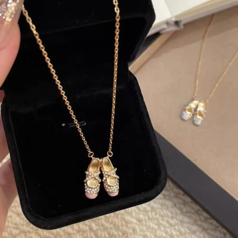 Pink Color Ballet Shoe Necklace Jewelry Accessories Exquisite Design Pendant Necklace Gifts Shining Collarbone Chain for Women