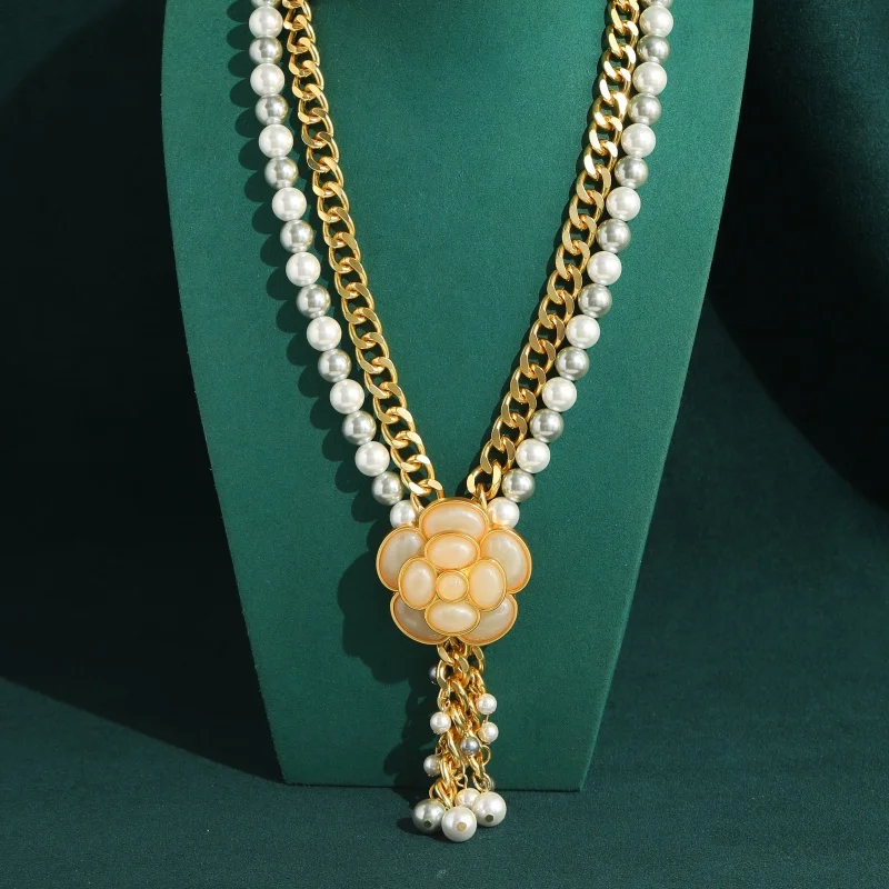 

Palace Vintage Grey White Pearl Beads Flower Pendent Necklaces Dangle Yellow Moonstone Gold Color Tassel Wedding Luxury Jewelry