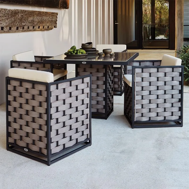 

Compact Versatile Customizable outdoor rope bed