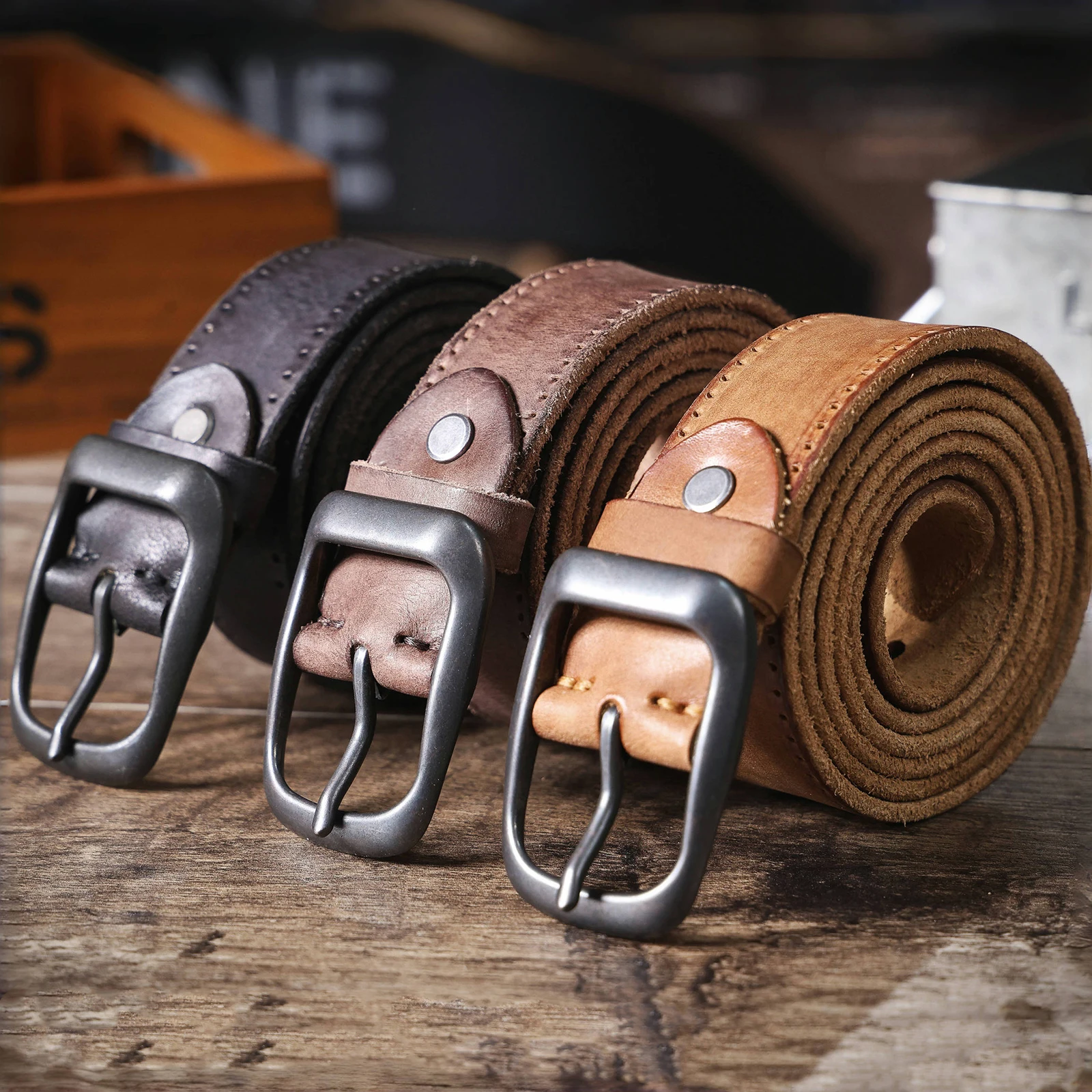 Echtleder-Herrengürtel aus Rindsleder, italienisches dickes Leder mit Geschenkbox, vielseitiger Retro-Jeansgürtel für Herren, ideale Wahl als Geschenk. – Detail 10
