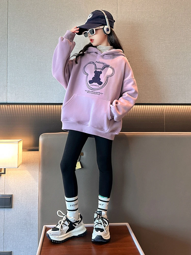 Girl hoodie Fashion Trends Cartoon printed boy and girl hoodies in Spring and Autumn New Style Children wearing hoodies outside