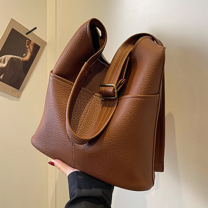 

Simple Casual Large Capacity Practical Commuting Women's Tote Bag Versatile Fashion Shoulder Bag