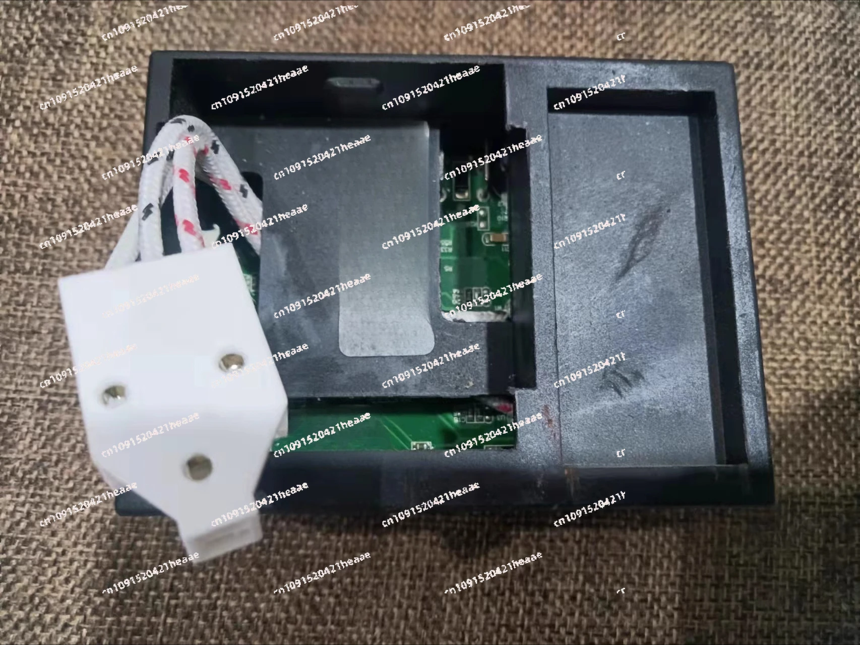 

Suitable for 12/24V car refrigerator variable frequency compressor driver