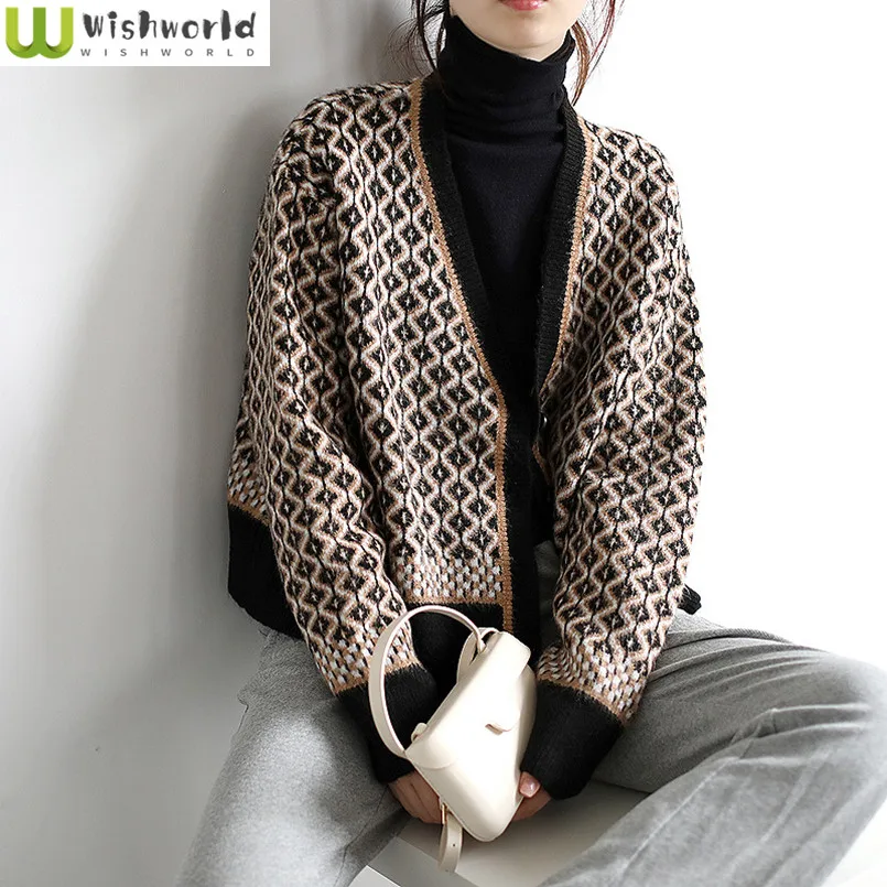 

Knitted Sweater Women's Autumn and Winter Korean Version Retro Temperament Contrasting Color V-neck Diamond Grid Loose Top