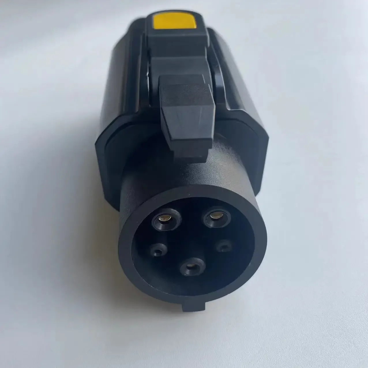 IEC62196 Type 2 to SAE J1772 Type 1 EV Charger Adapter   250V 32A Type2 Type1  Charger Converter Adaptor