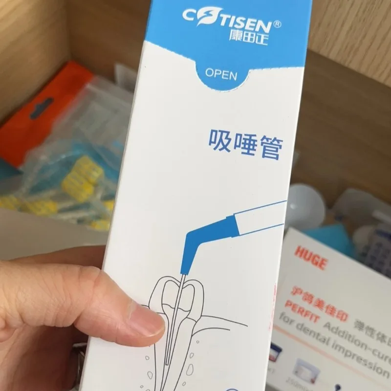Dental COTISEN 20Pcs/Box Tools Disposable Dental Saliva Ejector Endodontic Suction Tips Dental Oral Endodontic Procedure Use