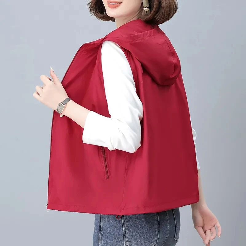 Spring Summer Short Women's Sunscreen Vest Jacket Women's Thin Breathable Casual Loose Hooded Waistcoat Female Short Outwear Top