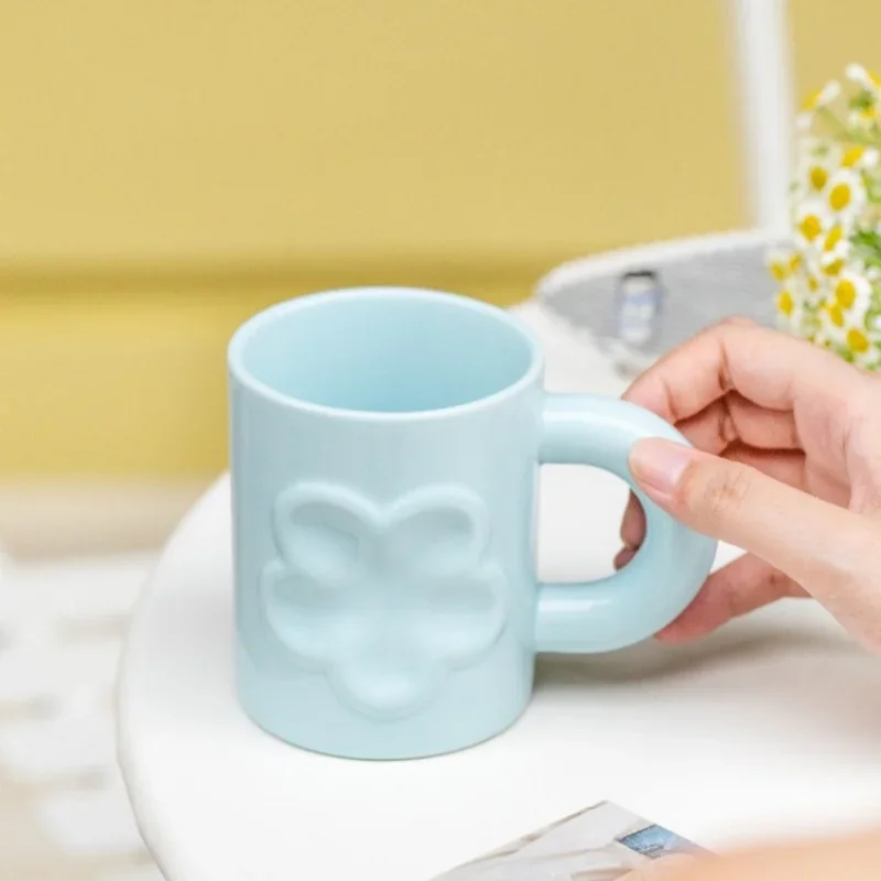 1Pcs 300ML Fashion Light Luxury Mug Girl Heart Ceramic Coffee Cup High-end Gift Boutique Kitchen Living Room Supplies