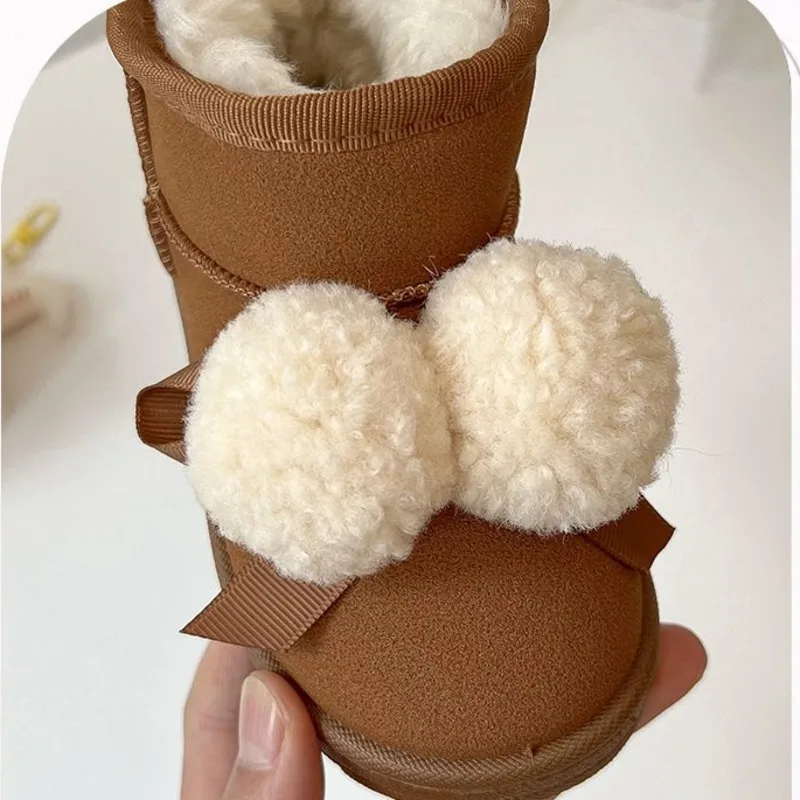 Bonito pompom meninas botas de neve inverno sólido plutônio pelúcia grosso crianças botas de princesa quente deslizamento em não deslizamento crianças tornozelo sapatos