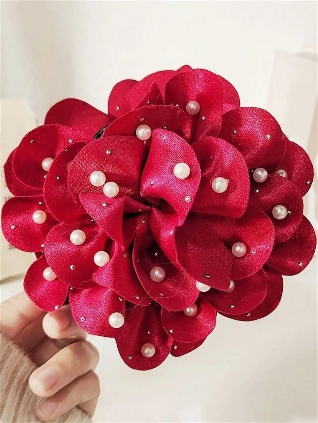 1 women\'s spring new beads full of Stars large elegant flower grab clip hair clip hair accessories net red ponytail hair clip