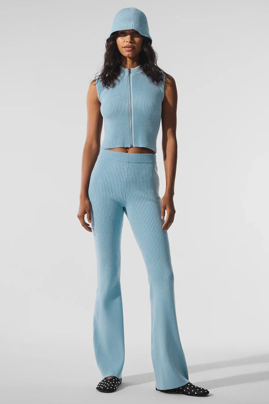 

Women Knit Flared Pants Solid Color Small Logo High Waist Wide Leg Micro Bootcut Long Trousers Street Fitness Athleisure Wear