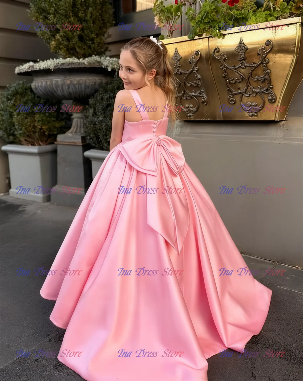 Lovely Quality Pink Satin Fluffy With Big Bow Spaghetti Strap For Kids Wedding Birthday Party Evening Ball Gowns Customisable