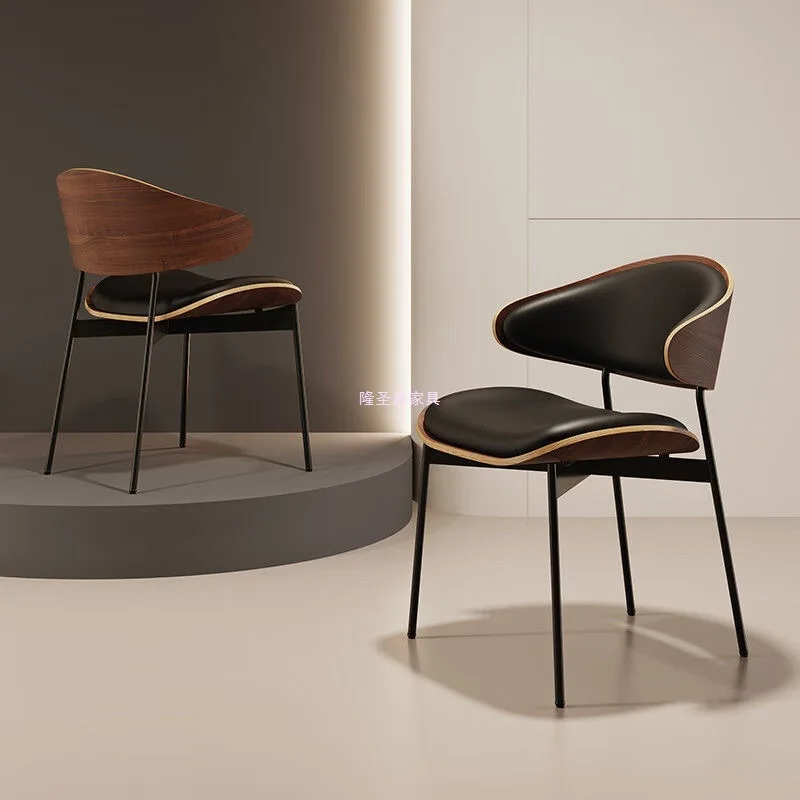 Light Luxury Dining Chairs Curved Wood Upholstered Leather Seat Café Chairs Solid Wood Home Office Desk Chairs Metals Legs
