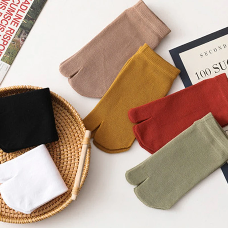 1 Pair Japanese Unisex Summer Fiber Two Finger Socks Split Toe Tabi Socks Causal Comfortable Solid Color Cotton Short Socks