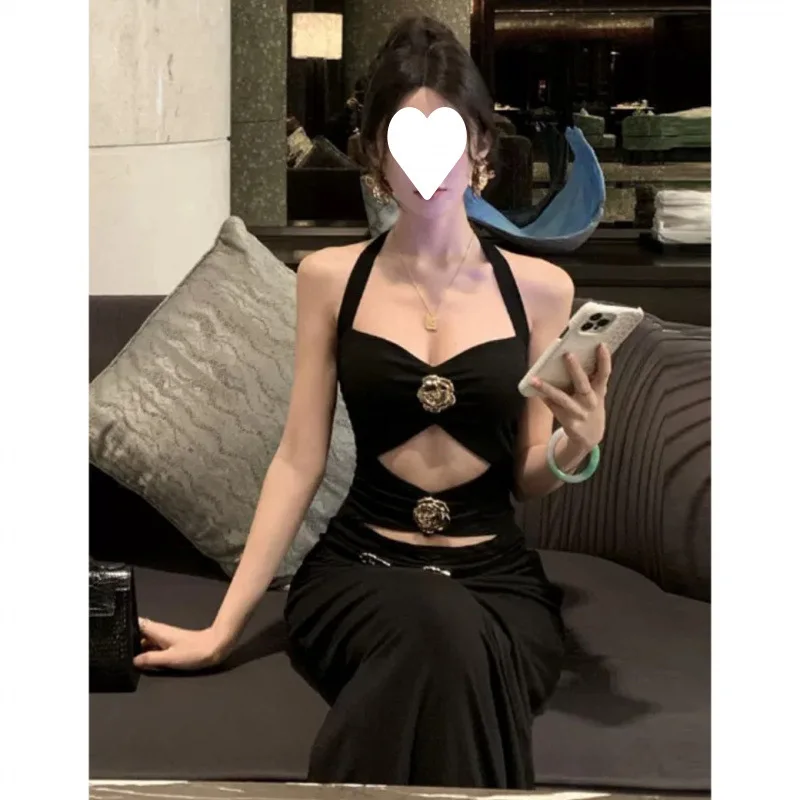 New Women’s Luxury Rose Button Halter Dress Black Cutout Bodycon Gown Elegant Figure-flattering Dress for Banquet Party Event