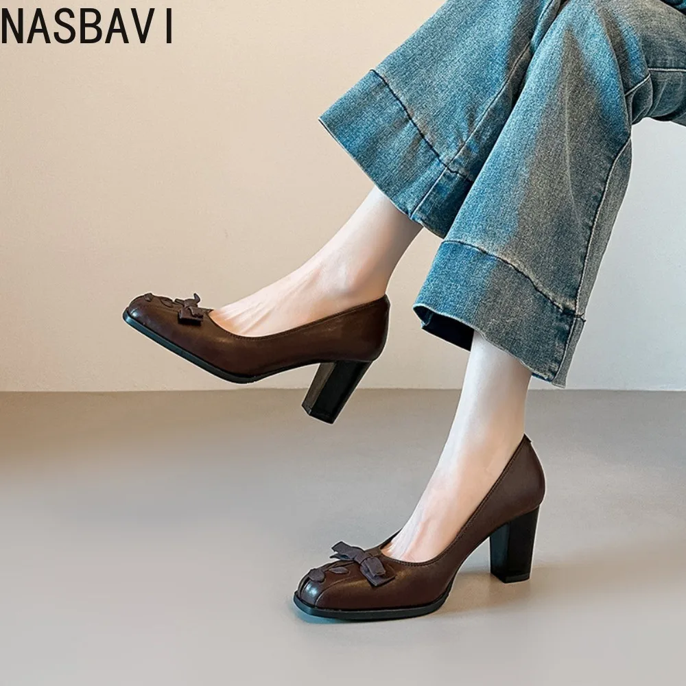 French Vintage Shallow Single Shoes Women 2026 Chunky Heel Commute Square Head High Heels Pumps Butterfly Knot Mary Janes Shoes