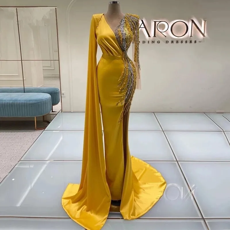 Gold Prom Dresses M…