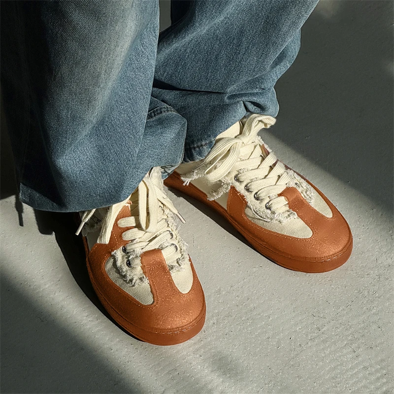 

Модный и удобный дизайн. Универсальный и креативный новый стиль. Нишевые трендовые износостойкие и противоскользящие туфли.