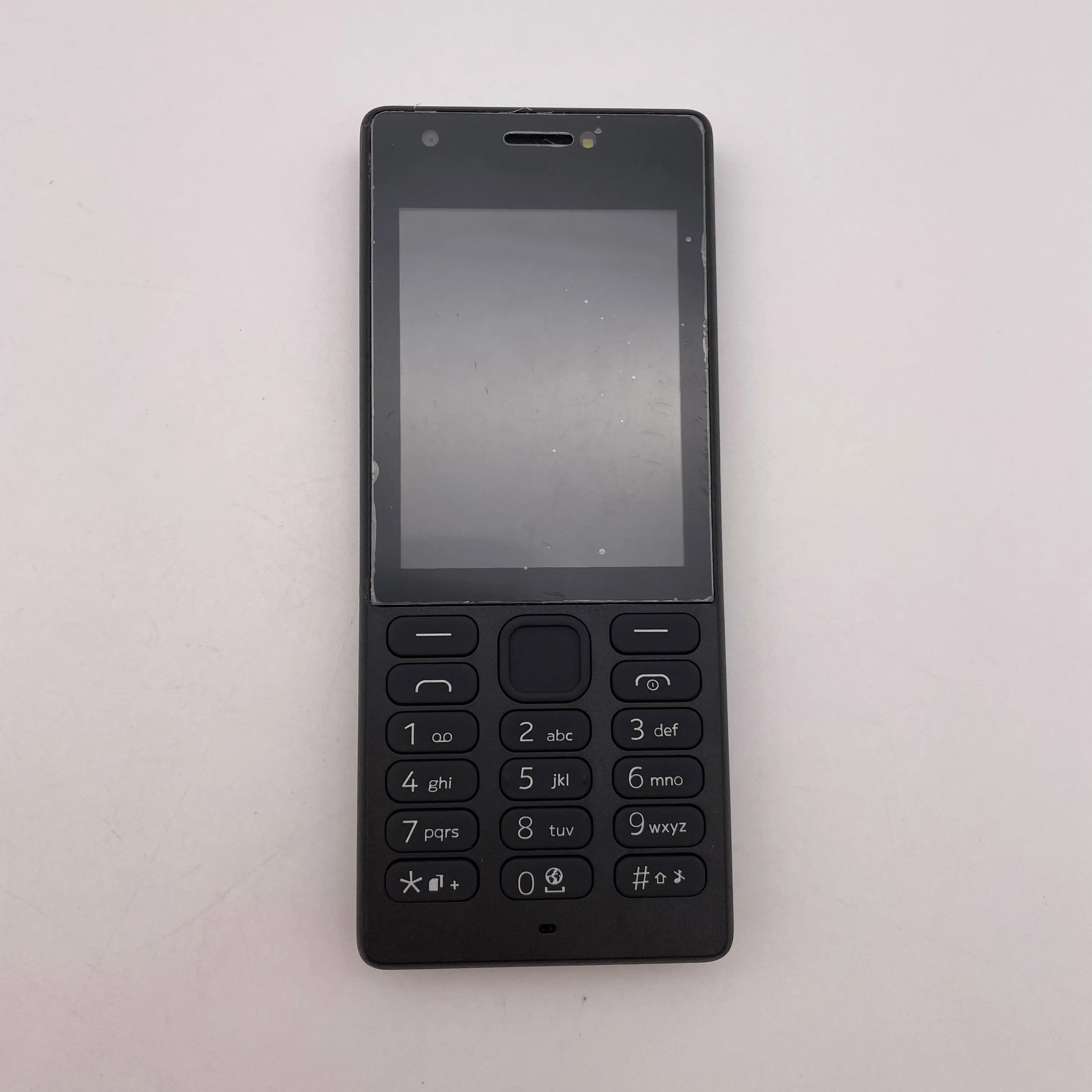 هاتف محمول أصلي غير مقفول 216 بشريحتين GSM 900/1800 مزود بتقنية البلوتوث ولوحة مفاتيح عربية روسية مصنوعة في فنلندا