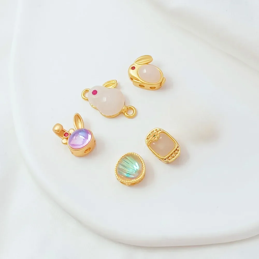 

Ancient Method Gold Jade Rabbit Colorful Scallops Scattered Beads Handcrafted DIY Woven Bead Separator Accessories Materials