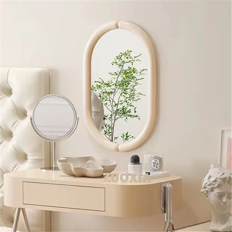 Wall Gift Mirror Round Kawaii Designer Small Traditional Handicraft Mirrors Art Crafts Espejo Decorativo Pared Nordic Home Decor