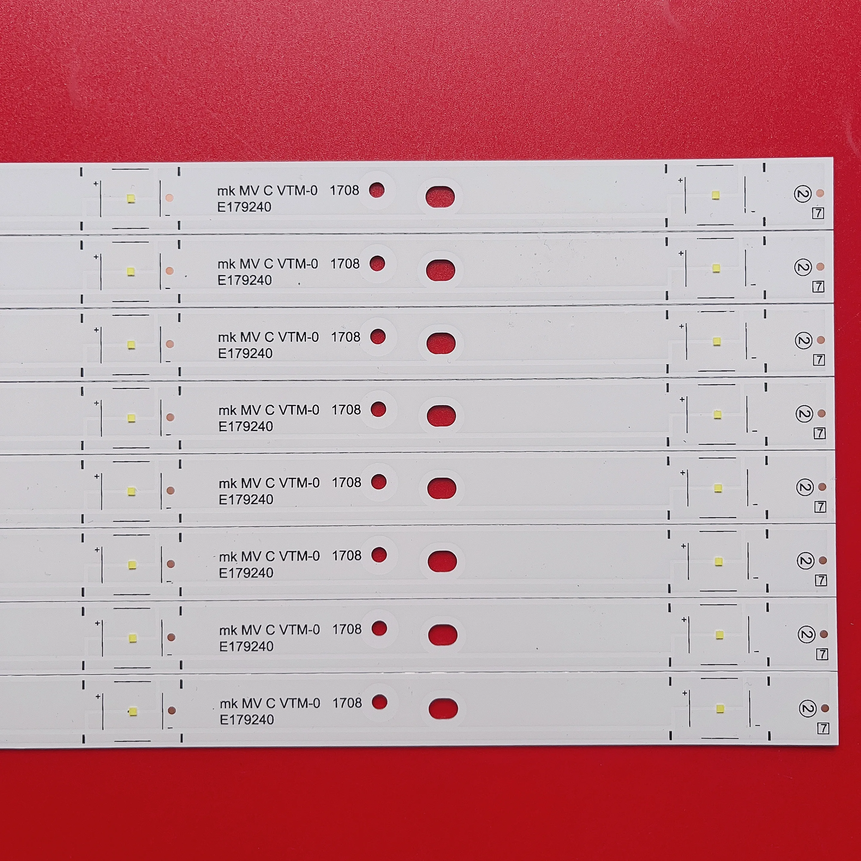 شريط إضاءة خلفية LED لباناسونيك ، TH-65EX600A ، TC-65FX600b ، TC-65FX600 ، TX-65FX600B ، TH-T65EX600K ، TNPA6354-4A ، tx-65exw60 ، 32 قطعة لكل مجموعة