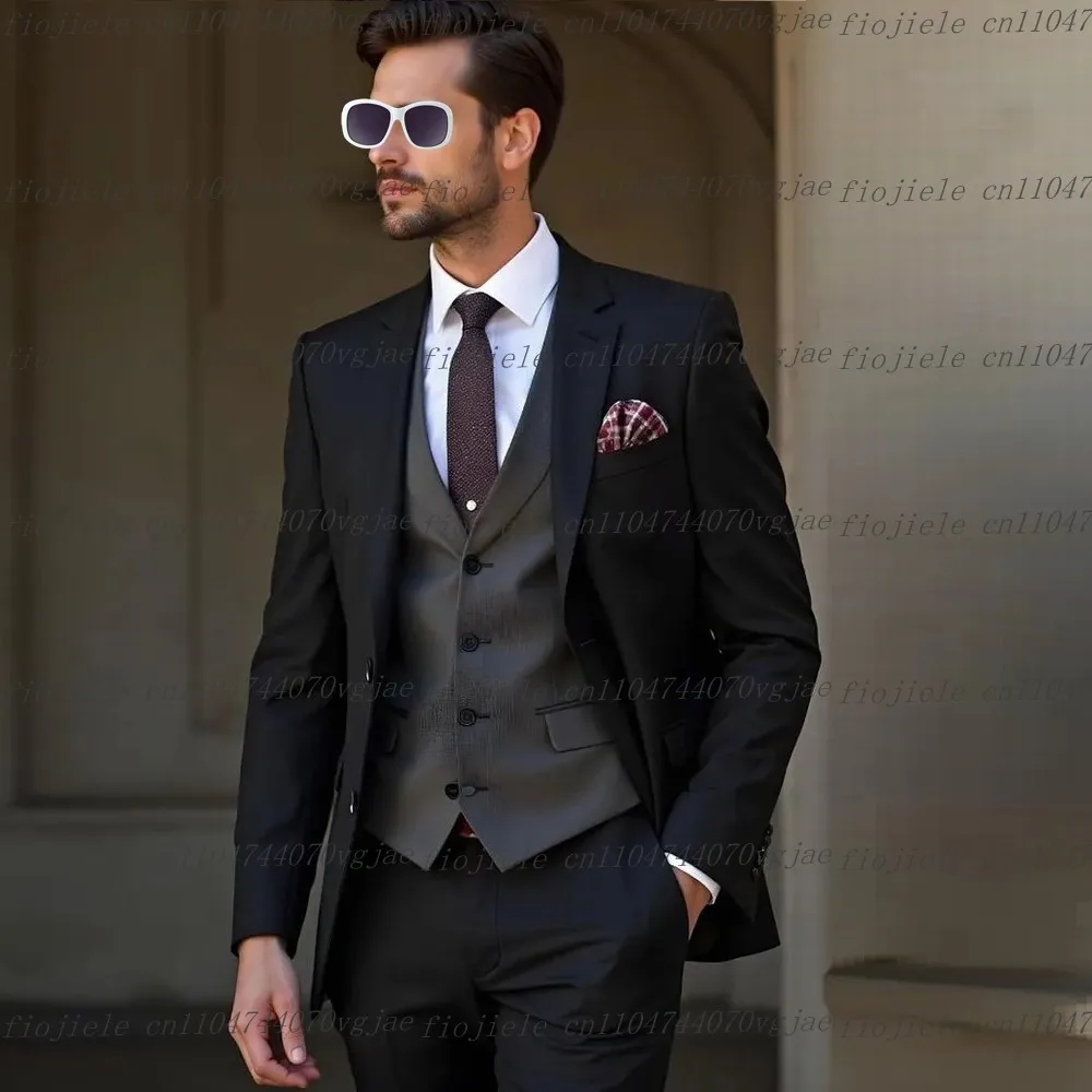 

Новый черный и серый мужской костюм для официальной свадьбы, жениха, деловые мужские смокинги по индивидуальному заказу, комплект из трех предметов, куртка, жилет, брюки