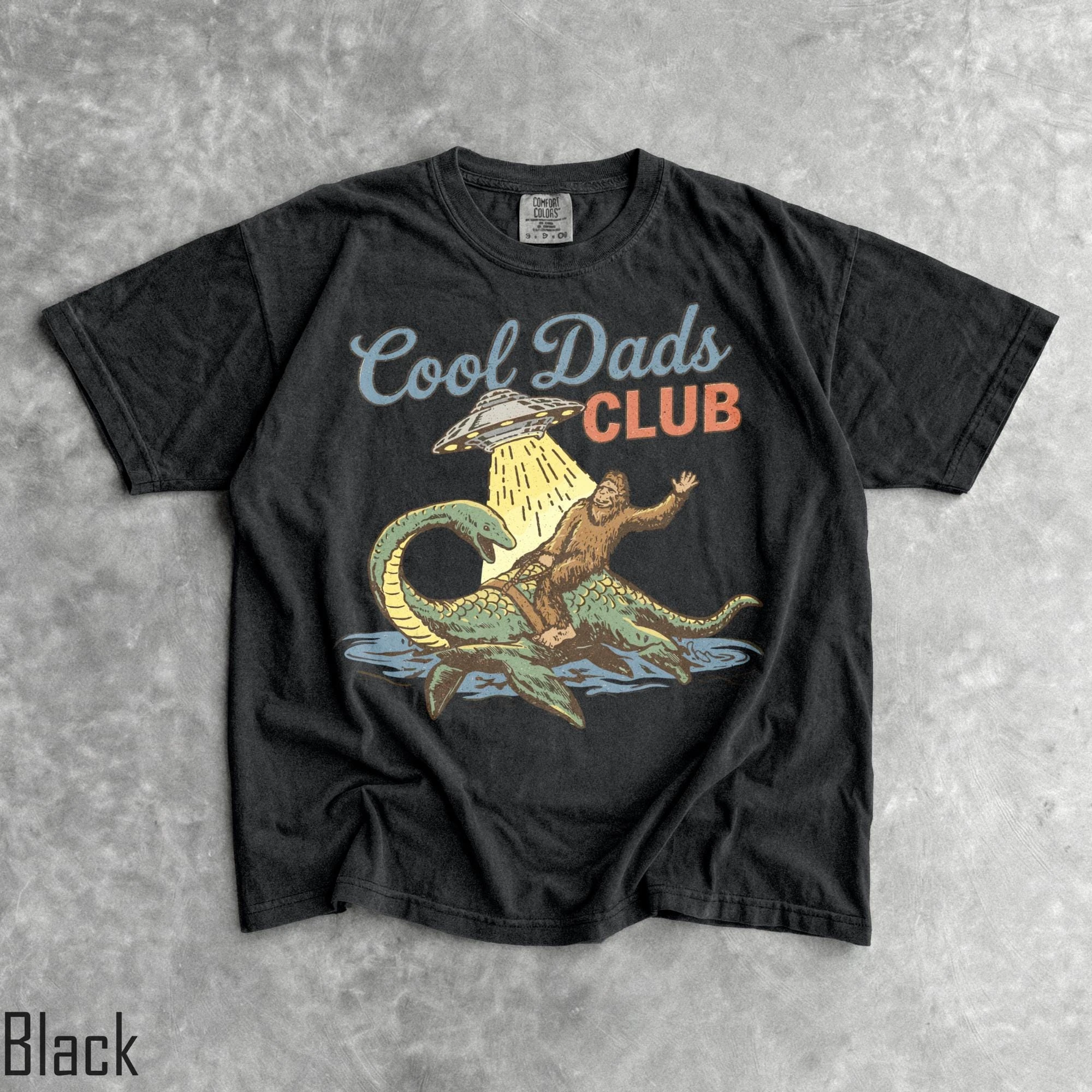 Cool Dads Club T-Shirt - Men & Women's Unisex Graphic Tee - Vintage Bigfoot Dad Shirt - Cryptid UFO - Husband To Be Gifts
