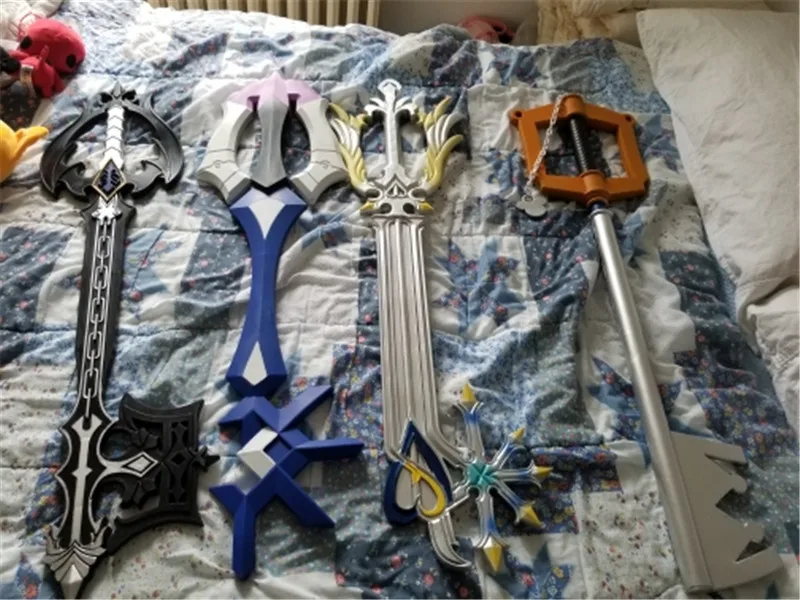 Styles Hot Kingdom Hearts Key Blade Oblivion 4 Color Key PU Style Weapon Accessory Sword Toy