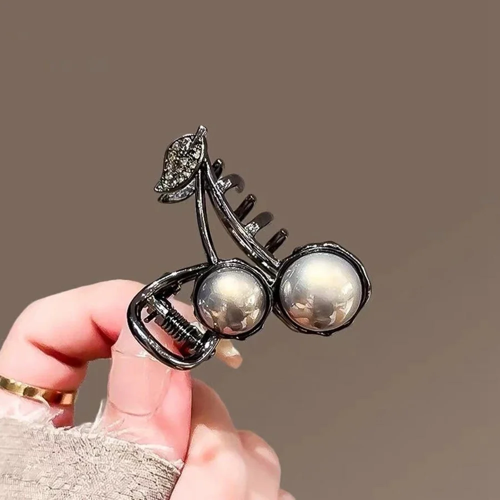 Vintage Black Cherry Pearl Hair Claw Mini Rhinestone Shark Clip For Women Girls Daily Party Wedding Y2K Fashion Accessory Gift - view 4