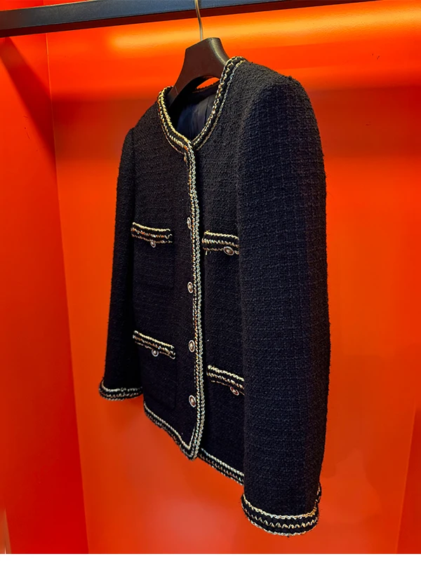 

Ele Bla Tweed ort Coat round Ne Button up Top Versatile Autumn Faion 2025 New Sle Commute Straight Cut Design