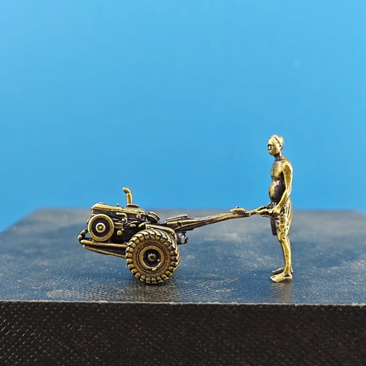 Brass Modern Farmer Driving Tractor Plowing Field Doll Model Miniature Landscape Artificial Hill Bonsai Fish Tank Decorative
