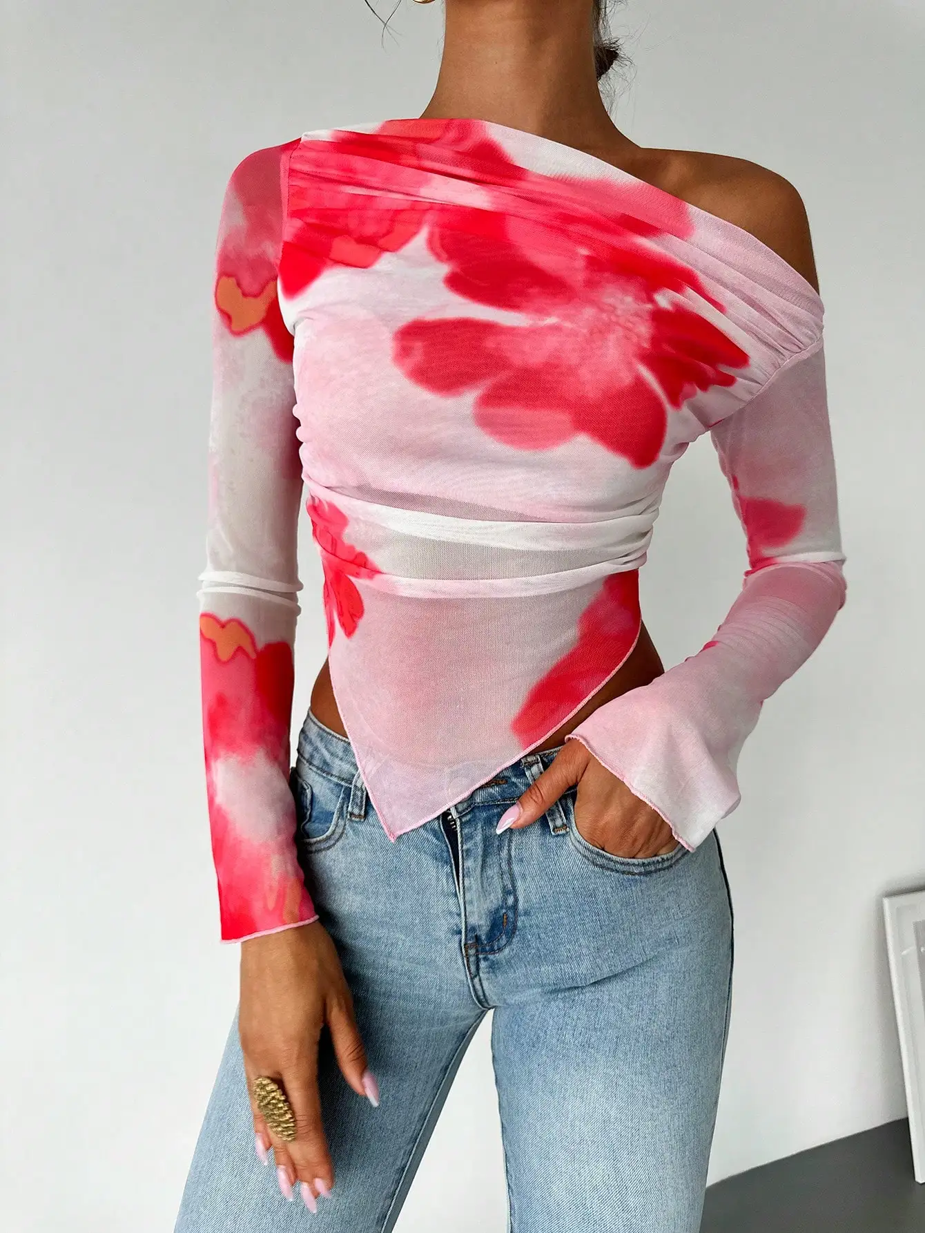 Sweet Spice Personality Style Mesh Print Diagonal Shoulder Long Sleeve Top Irregular Off-the-shoulder Short Top for Women image 4