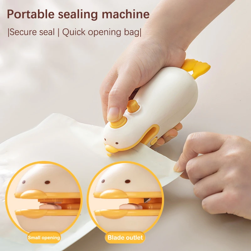 Mini Bag Sealer Cartoon 2 In 1 Bag Sealing And Cutter Machine For Food Packaging USB Recharge Food Sealer Clip With Magnetic