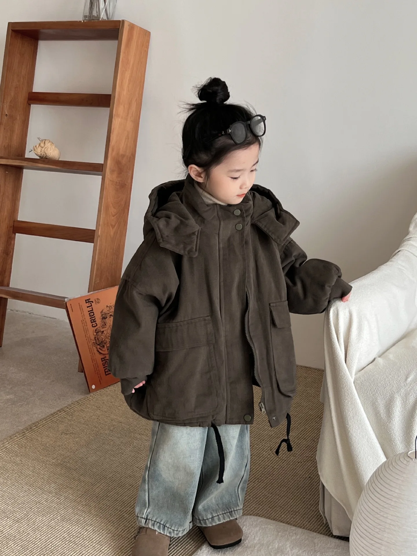 Girls Coat 2024 Winter New Childrens Wear Korean Stylegirls Baby Foreign Style Long Cargo Quilted Coat Casual Simple Daily