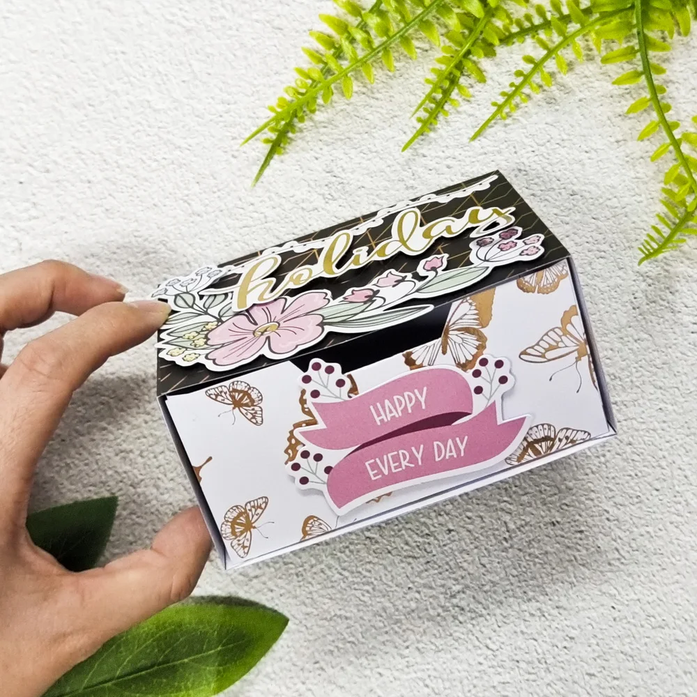 Kreative Papierschnittformen mit Blumenmuster und Goldfolie für Scrapbooking, Journaling und DIY-Kartenherstellung – Detail 1
