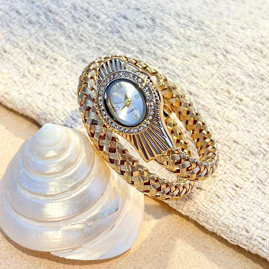 Snake Head Embellished Women's Watch with Hollow-Out Woven Steel Bracelet & Sparkling Crystal Accents