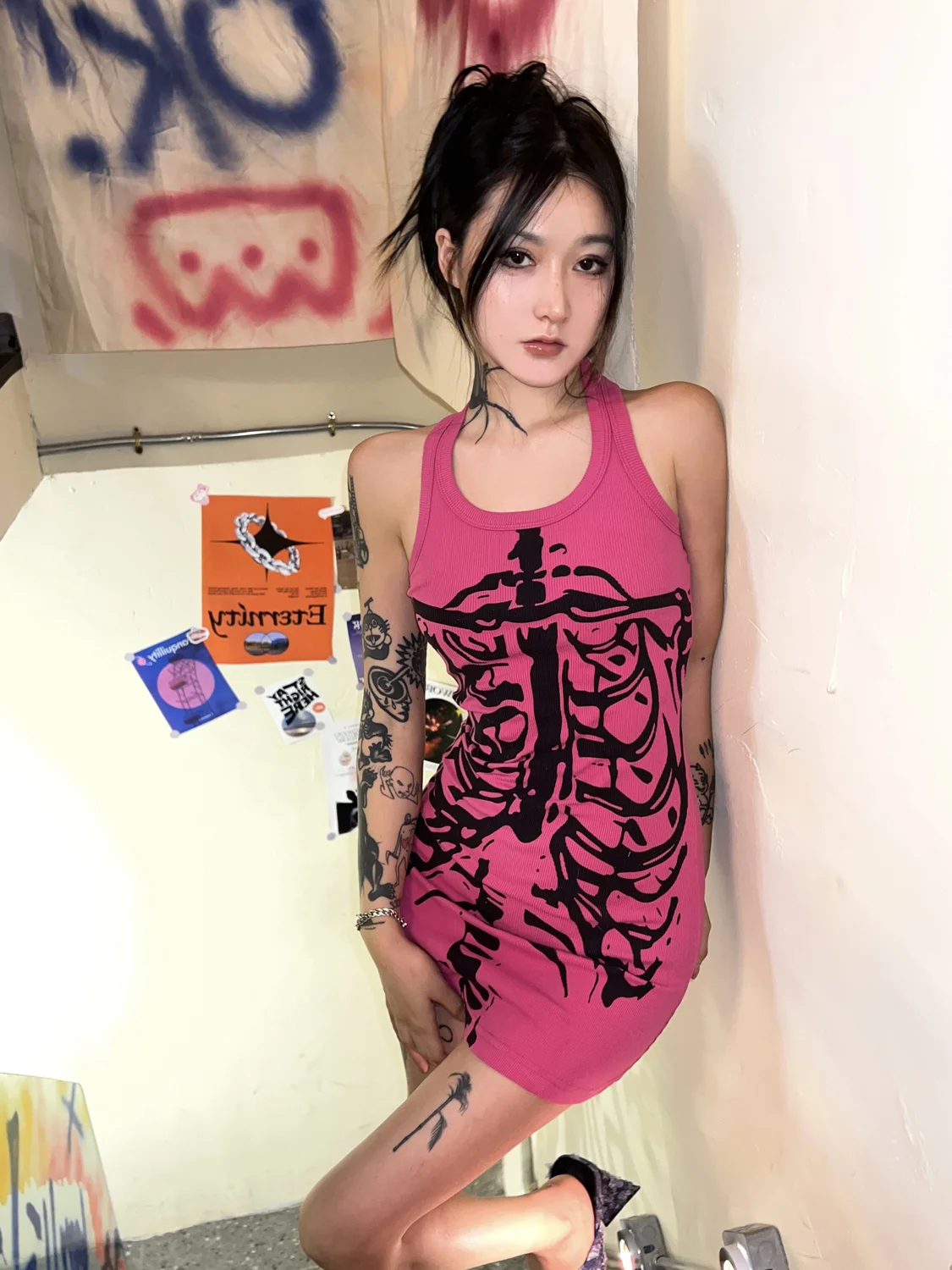 Hot girl subculture printed vest Pink Dress Women Gothic Skeleton Printed Sleeveless Sexy hip skirt new style